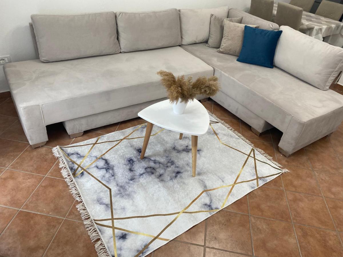 Kenza Apartment Shengjin Luaran gambar