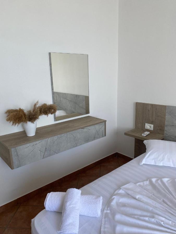 Kenza Apartment Shengjin Luaran gambar