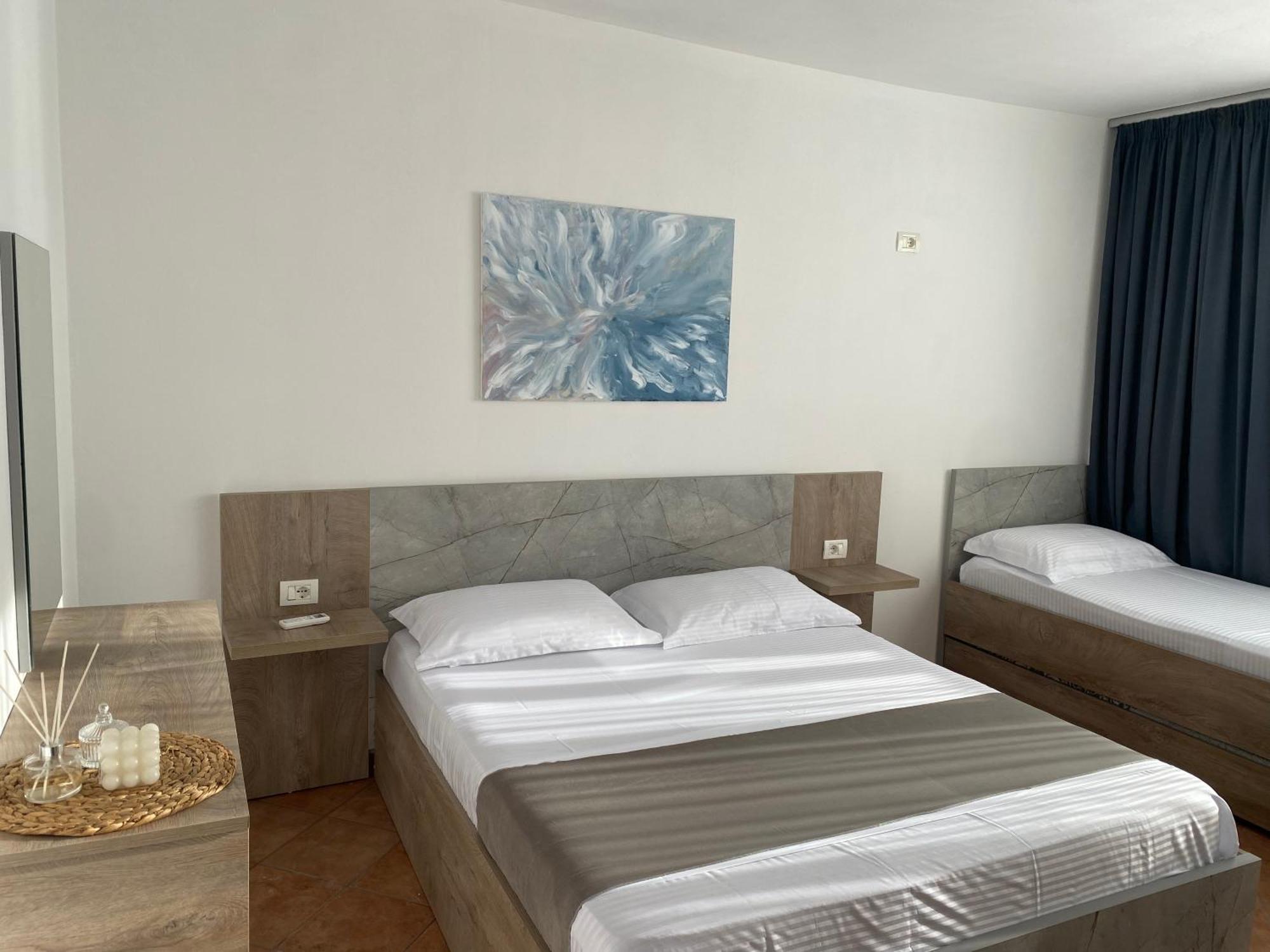 Kenza Apartment Shengjin Luaran gambar