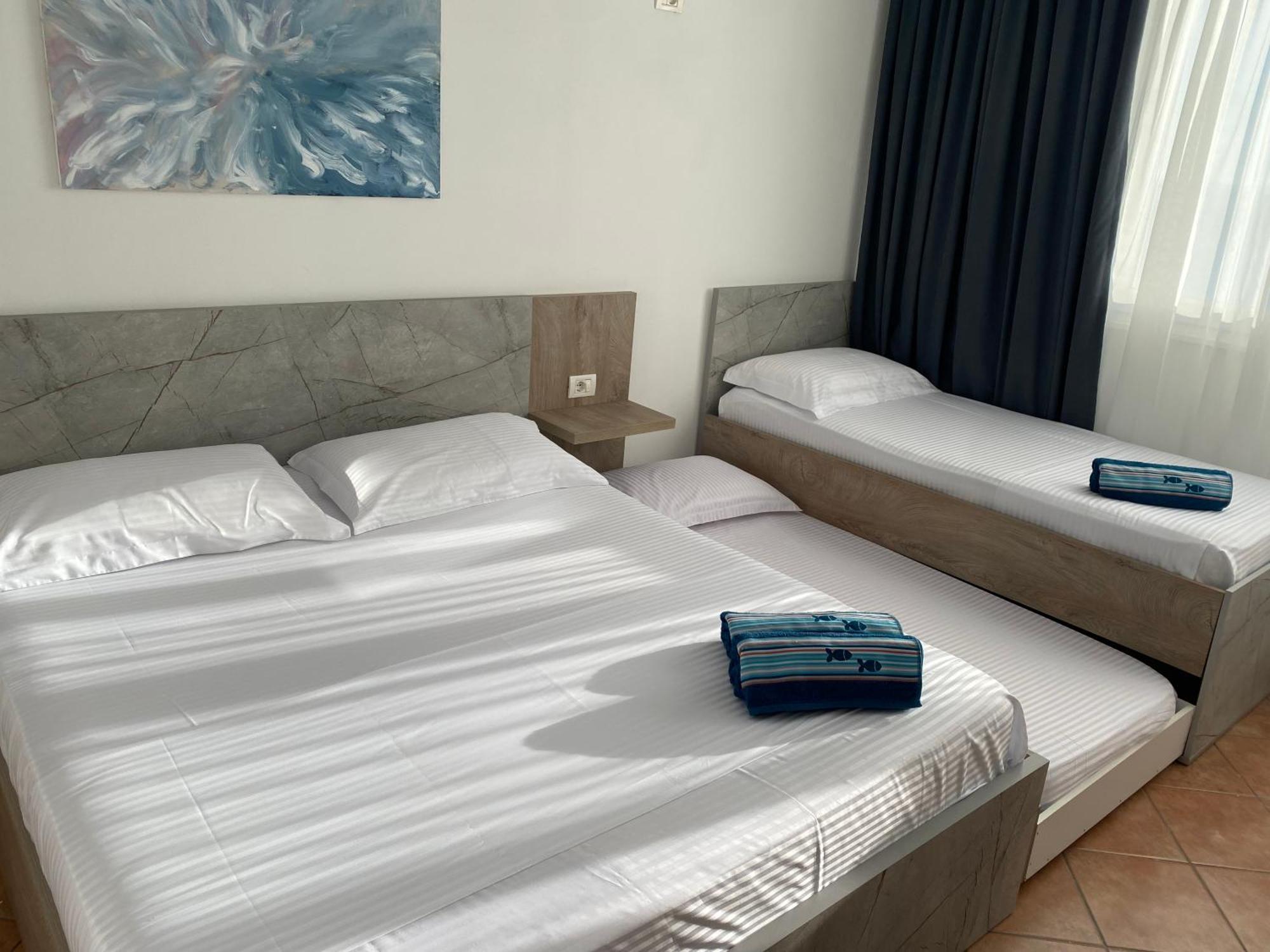 Kenza Apartment Shengjin Luaran gambar